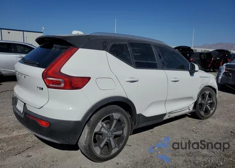 2019 Volvo Xc40 T5 Momentum z USA, uszkodzony, nr VIN YV4162UK5K2116986
